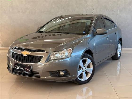 CHEVROLET CRUZE 1.8 LT 16V FLEX 4P AUTOMÁTICO CHEVROLET CRUZE 1.8 LT 16V FLEX 4P AUTOMÁTICO